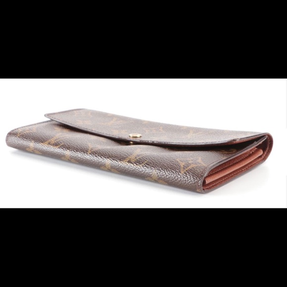 Louis Vuitton Sarah Wallet ❣️❣️Price Drop - Picture 7 of 13